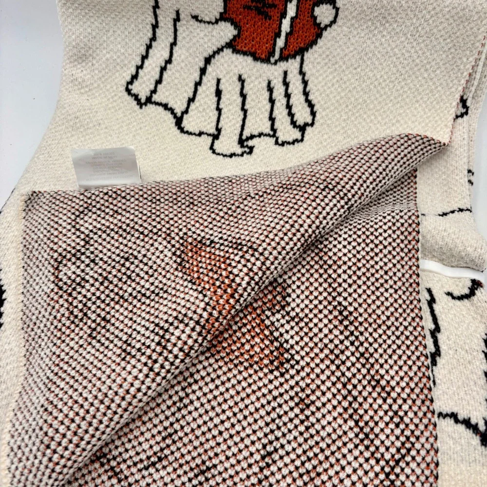 Goblin & Ghoul Reading Ghost Halloween Woven Throw Blanket 50 x 70 Cream Orange